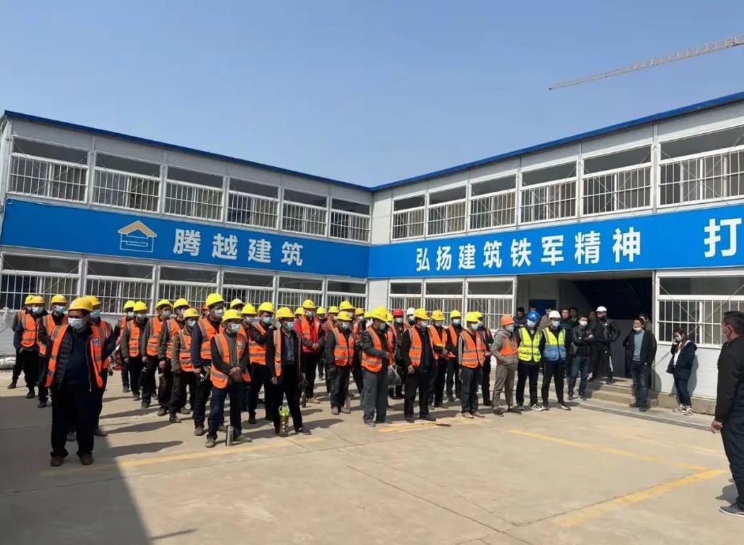 同心戰“疫”丨騰越鐵軍緊急援建山東淄博方艙醫院！